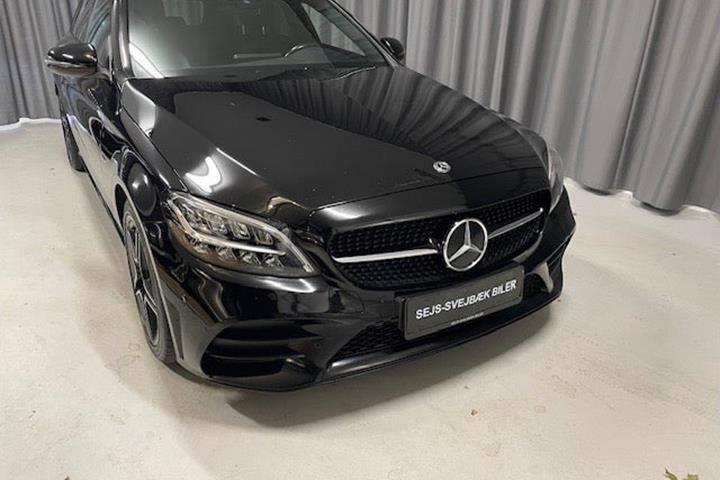 Sort Mercedes C220 d fra 2021