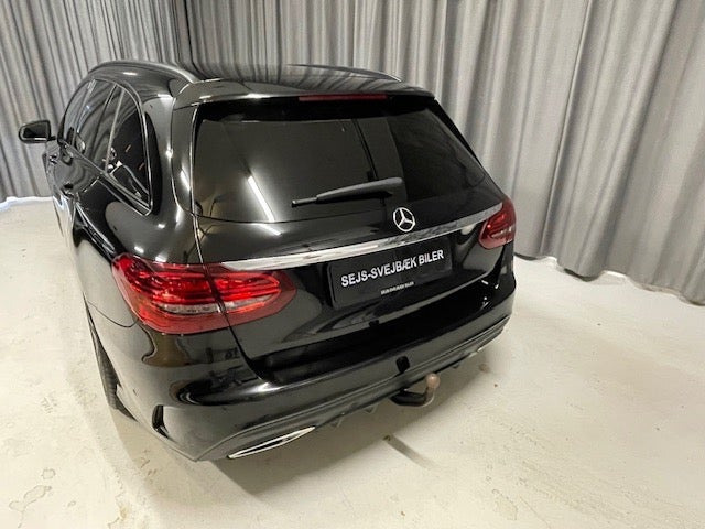 Sort Mercedes C220 d fra 2021