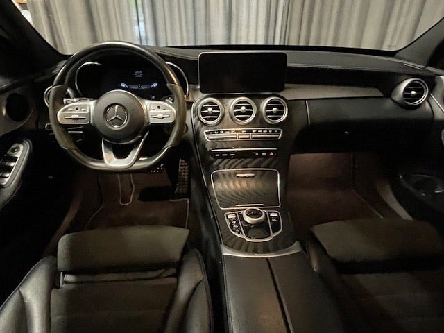 Sort Mercedes C220 d fra 2021