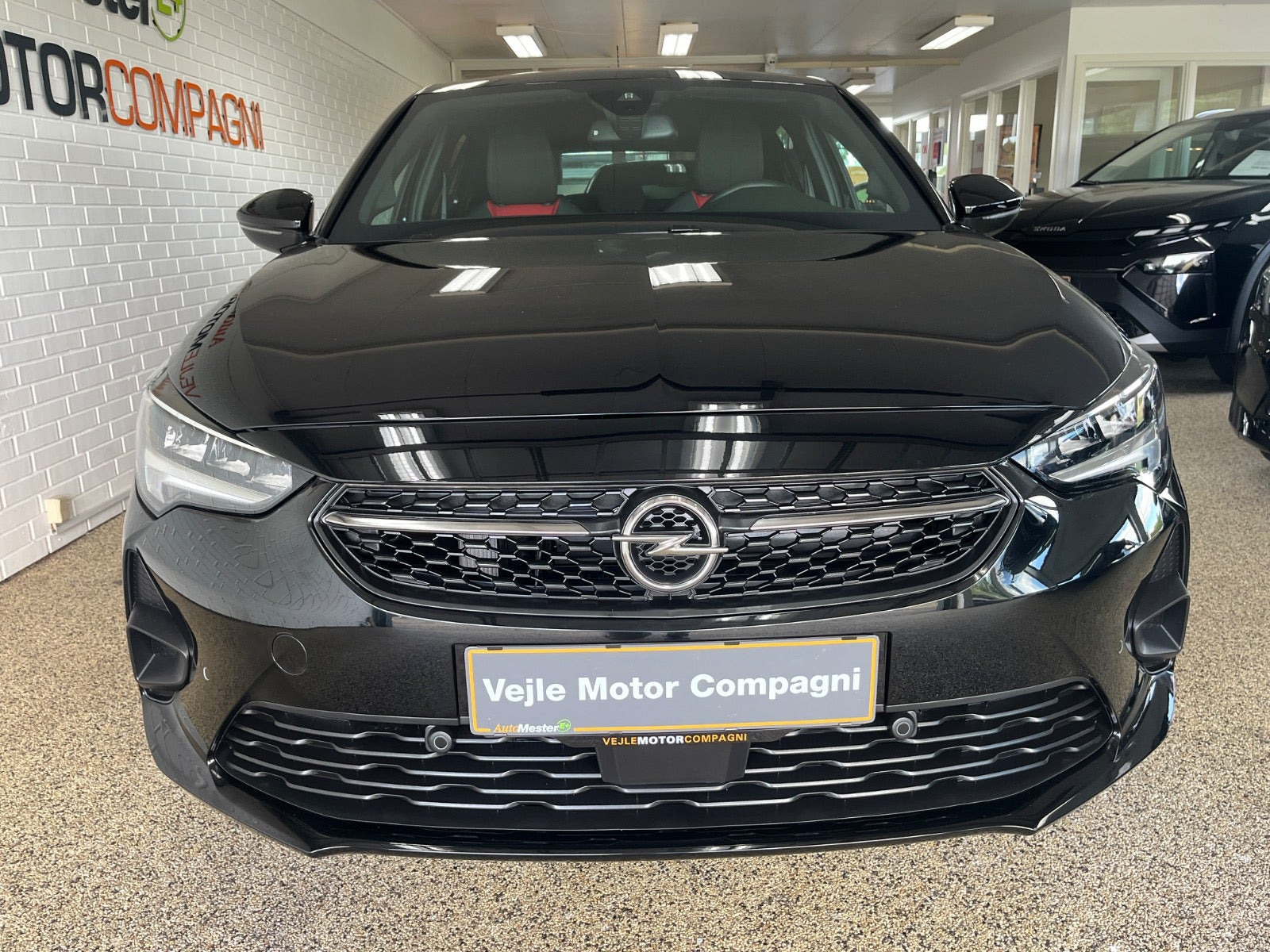 Sort Opel Corsa-e fra 2023