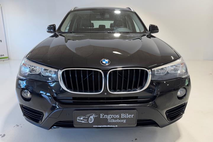 Sort BMW X3 fra 2016