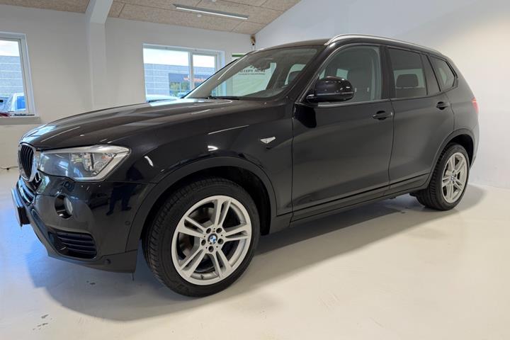 Sort BMW X3 fra 2016