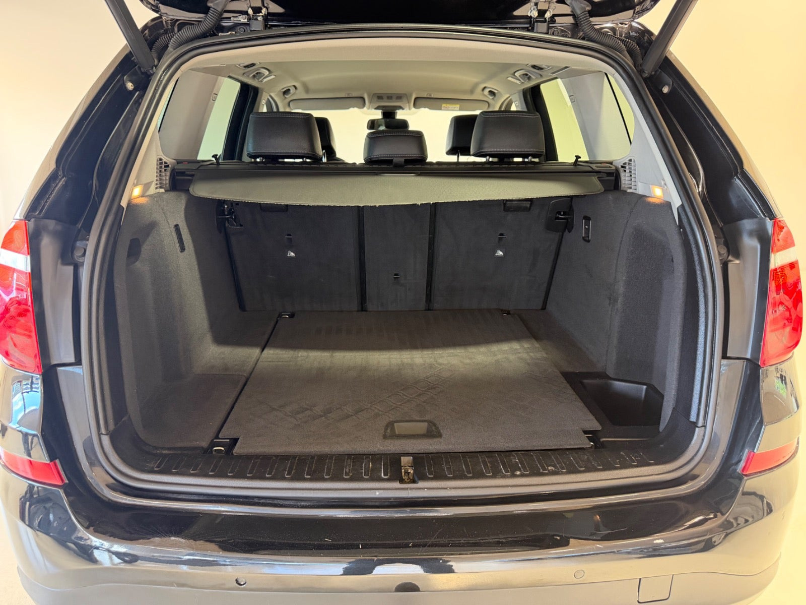 Sort BMW X3 fra 2016