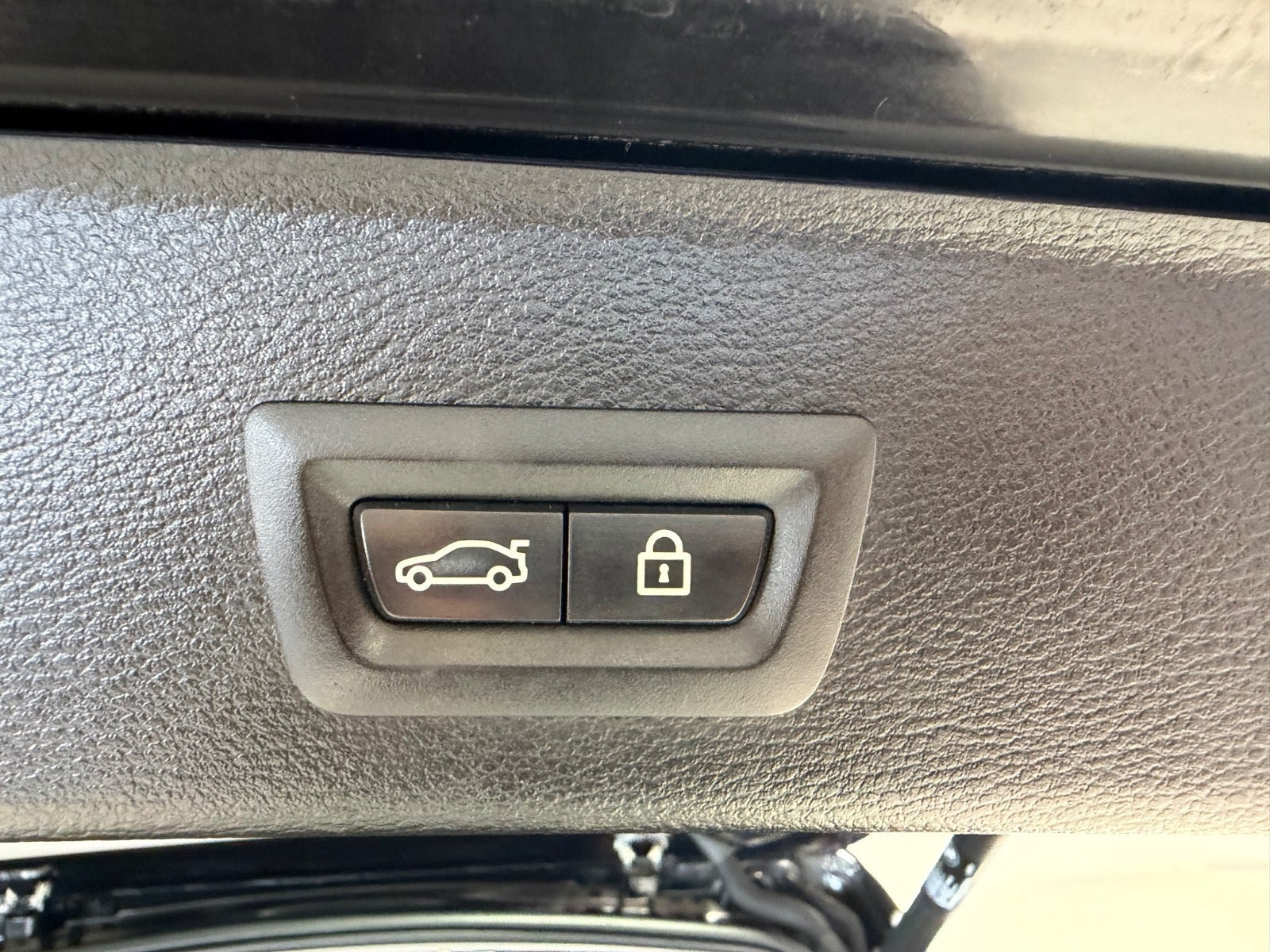 Sort BMW X3 fra 2016