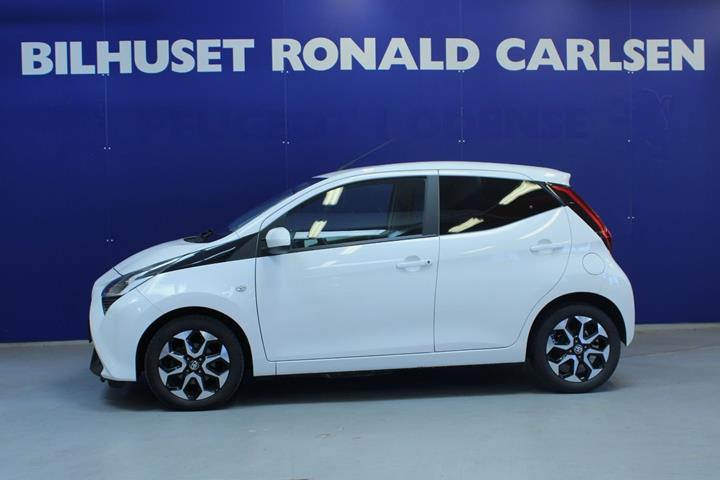 Hvid Toyota Aygo fra 2018