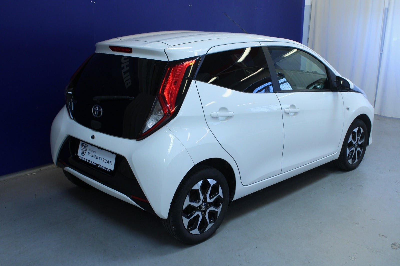 Hvid Toyota Aygo fra 2018