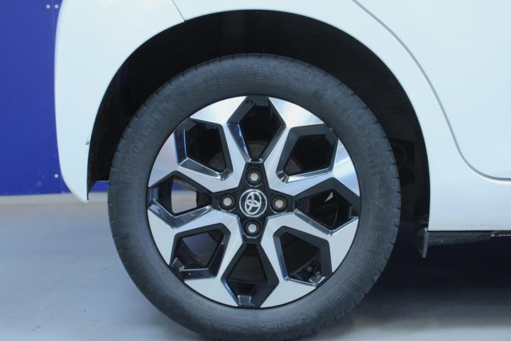 Hvid Toyota Aygo fra 2018