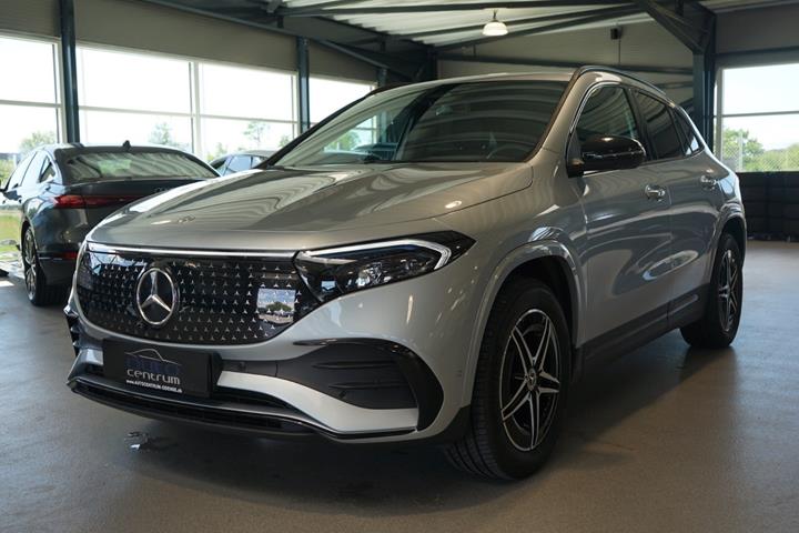 Sølv Mercedes EQA250+ fra 2025