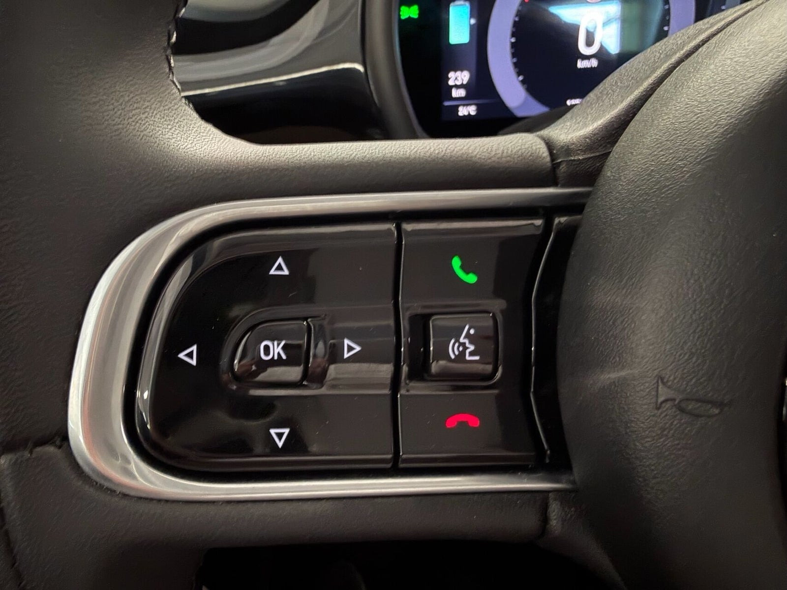 Beige Fiat 500e fra 2022
