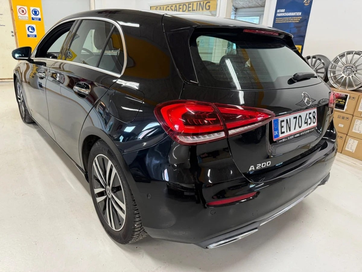 Sort Mercedes A200 fra 2018