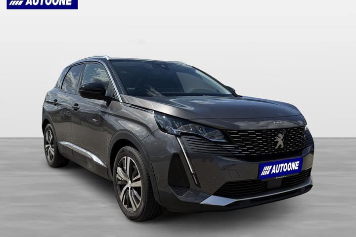 Grå Peugeot 3008 fra 2020