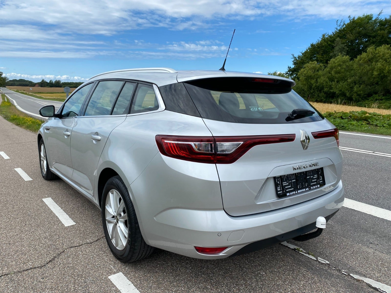 Sølv Renault Megane IV fra 2020