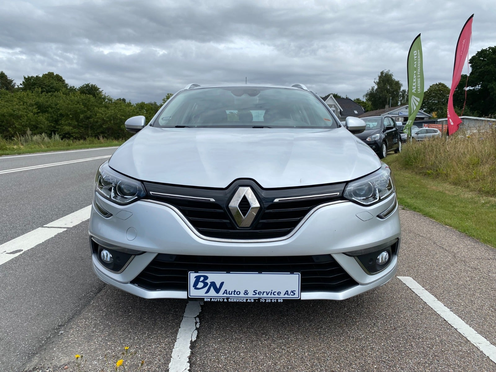 Sølv Renault Megane IV fra 2020