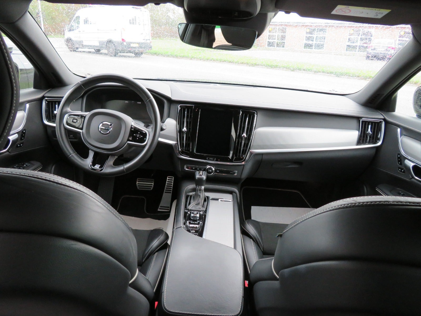 Sort Volvo V90 fra 2019