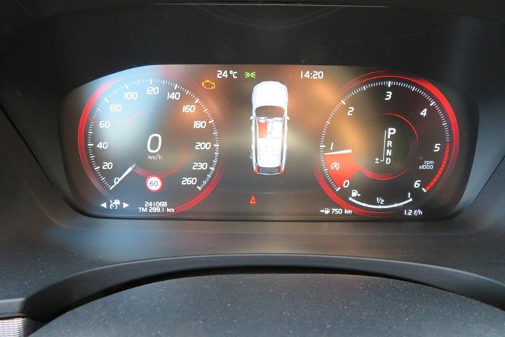 Sort Volvo V90 fra 2019