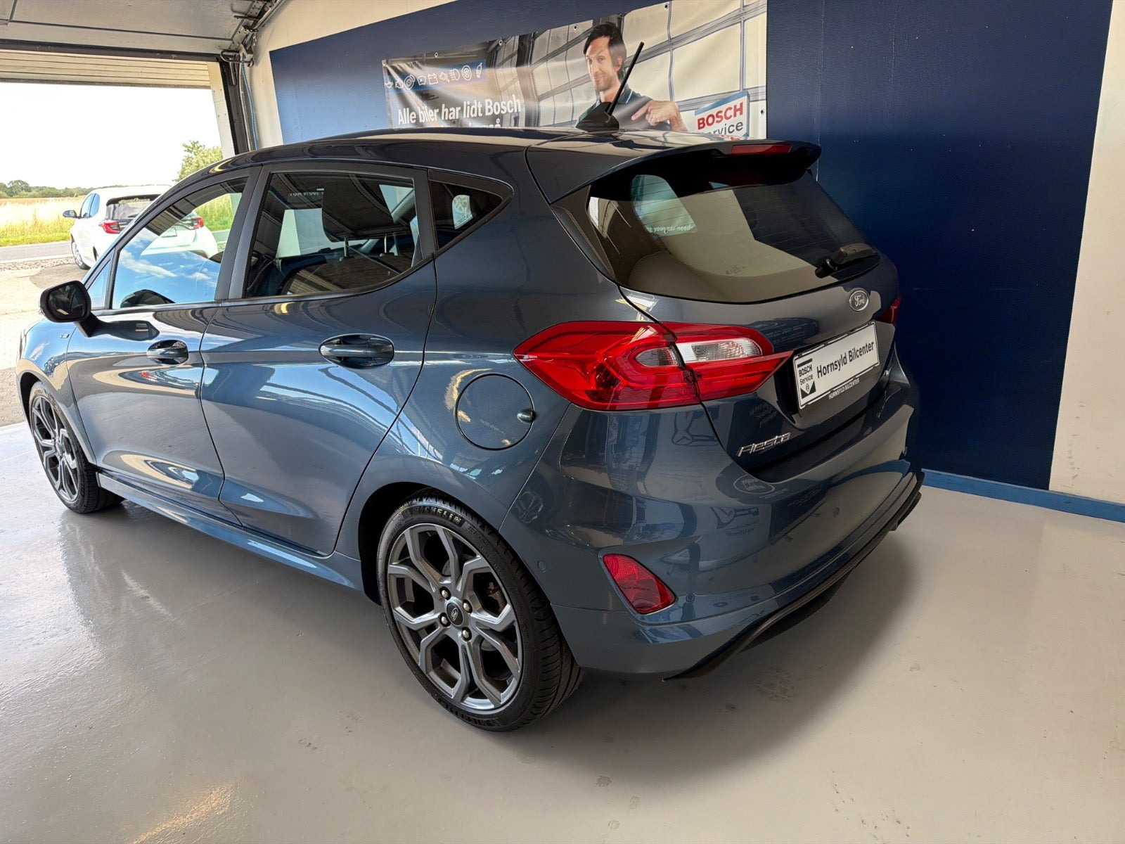 Blå Ford Fiesta fra 2020