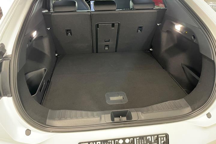 Hvid Ford Capri fra 2025