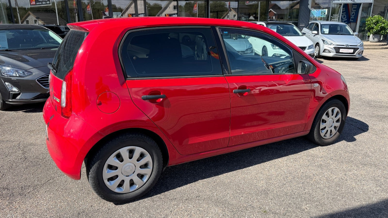 Rød Skoda Citigo fra 2014
