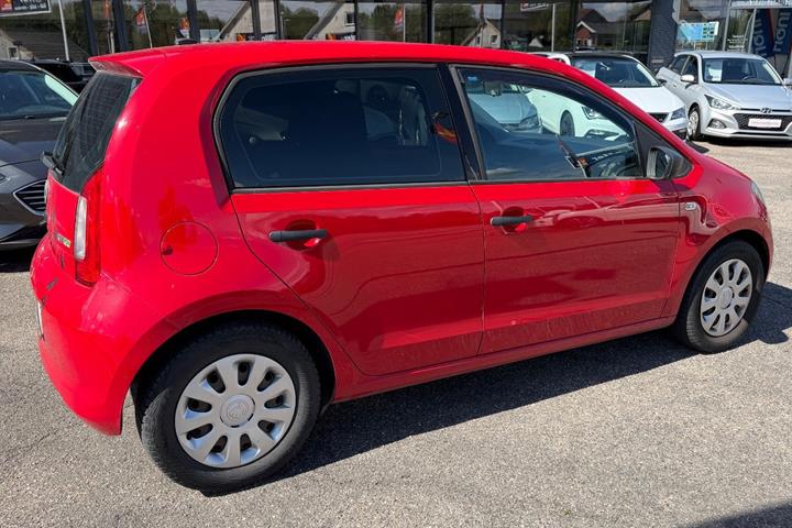 Rød Skoda Citigo fra 2014