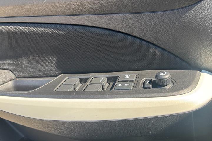 Grå Suzuki Swift fra 2019