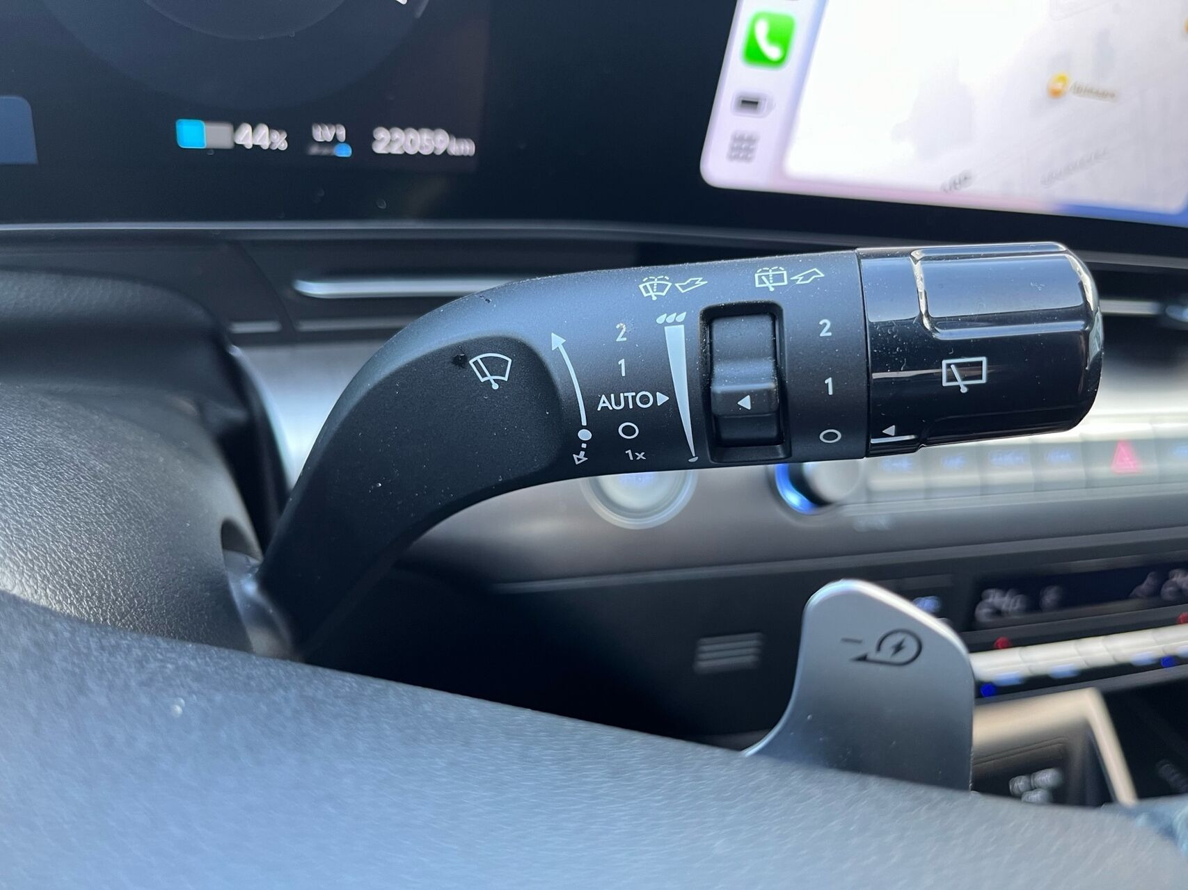 Grå Hyundai Kona fra 2025