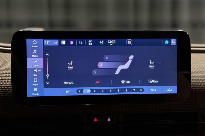 Grå Fiat 500e fra 2024