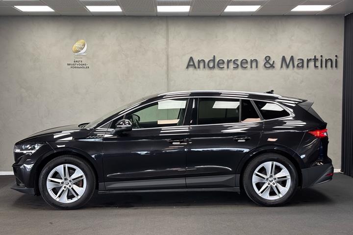 Sort Skoda Enyaq fra 2021