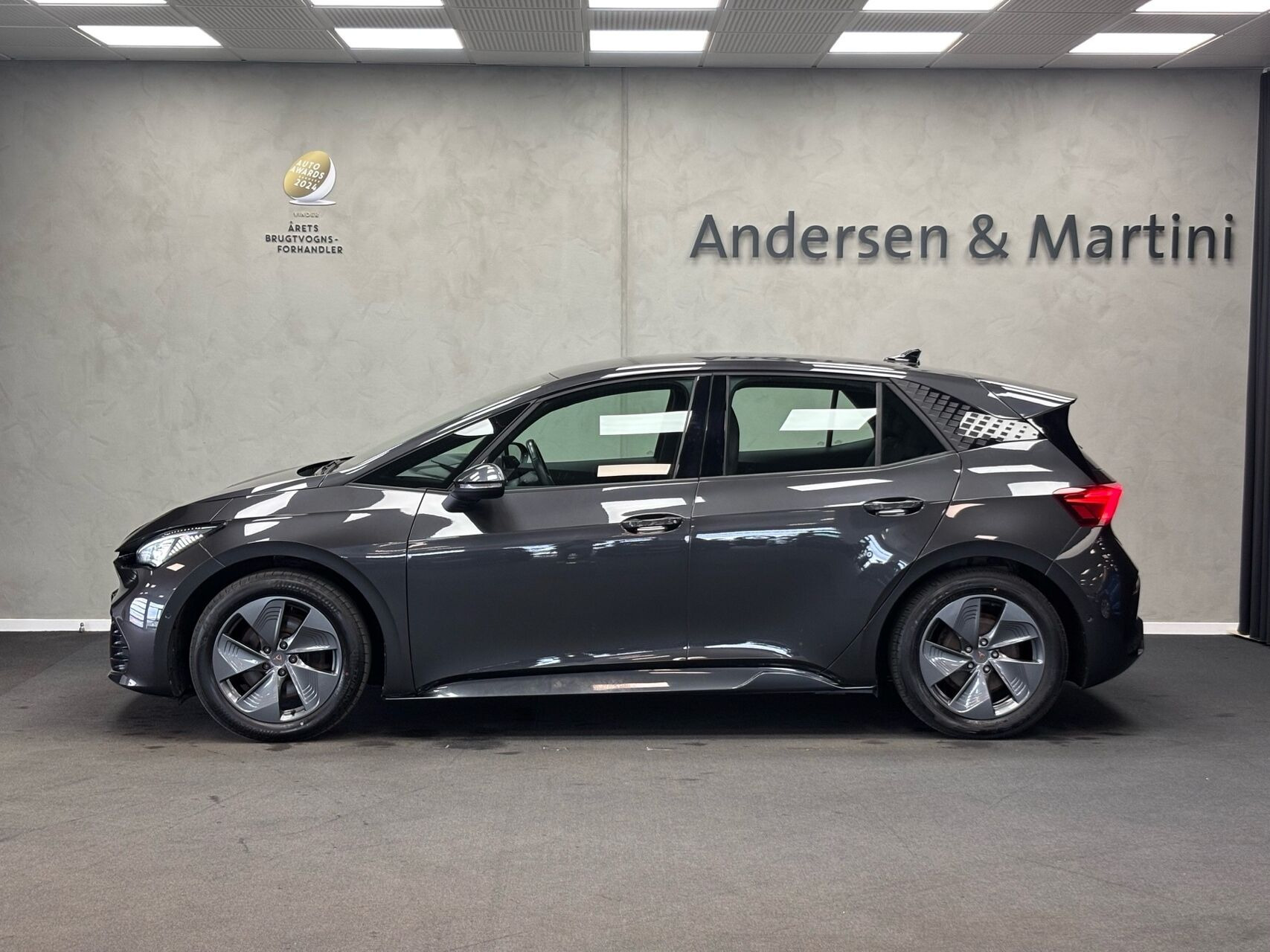 Grå Cupra Born fra 2022