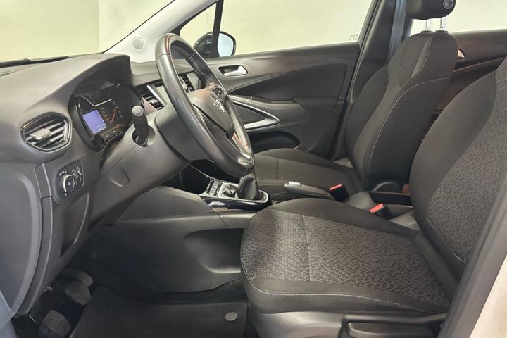 Hvid Opel Crossland fra 2022