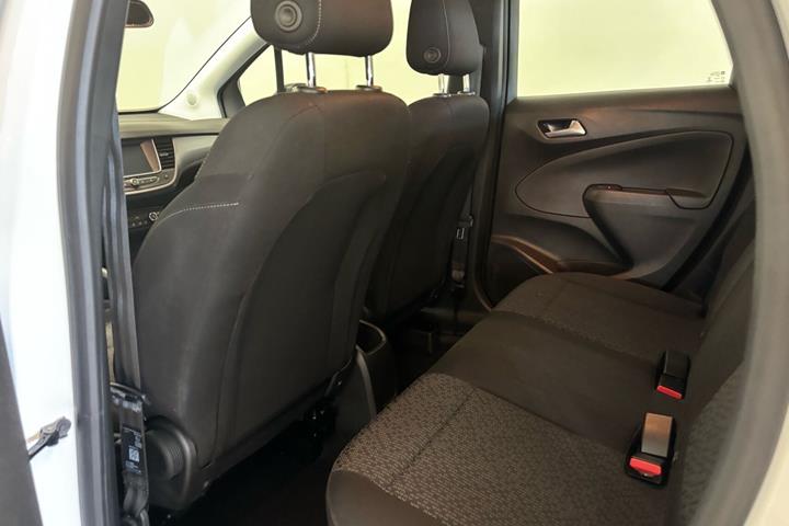 Hvid Opel Crossland fra 2022