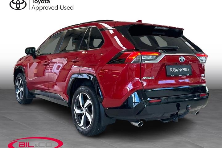 Rød Toyota RAV4 Plug-in fra 2022