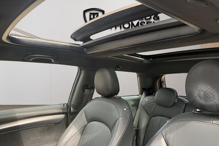 Grå Mini Cooper fra 2023