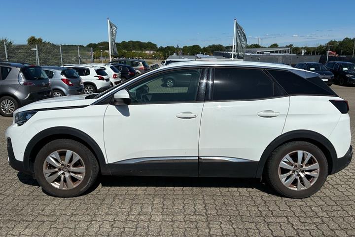 Hvid Peugeot 3008 fra 2017