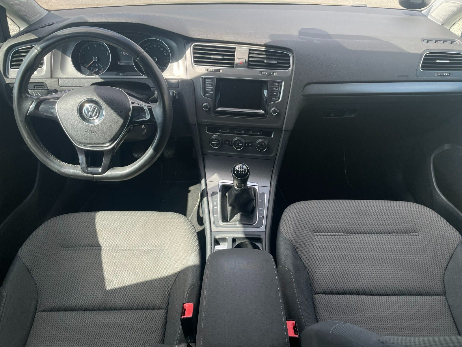 Sølv VW Golf VII fra 2013