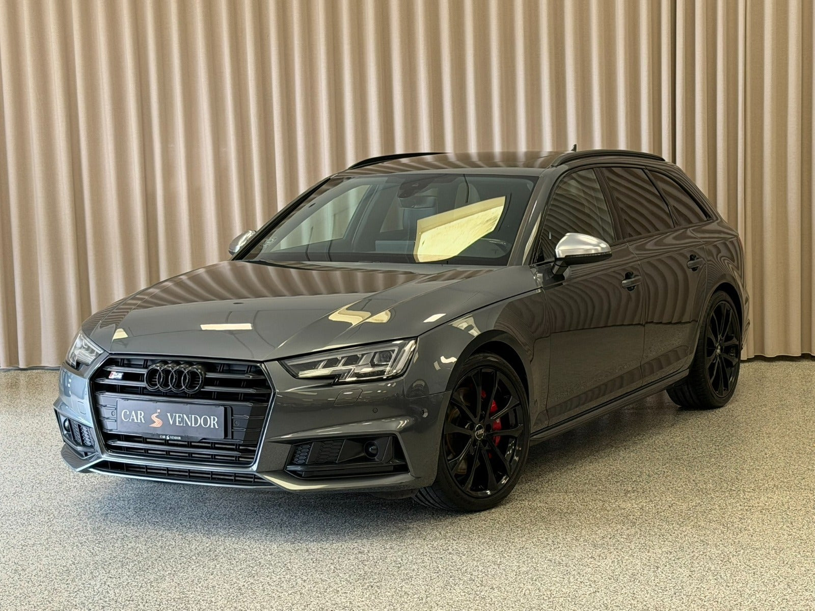 Audi S4 3,0 TFSi Avant quattro Tiptr.