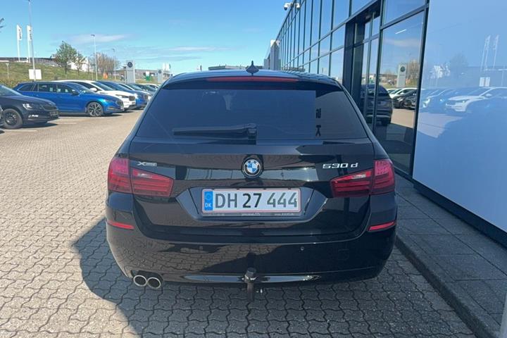 Sort BMW 530d fra 2014