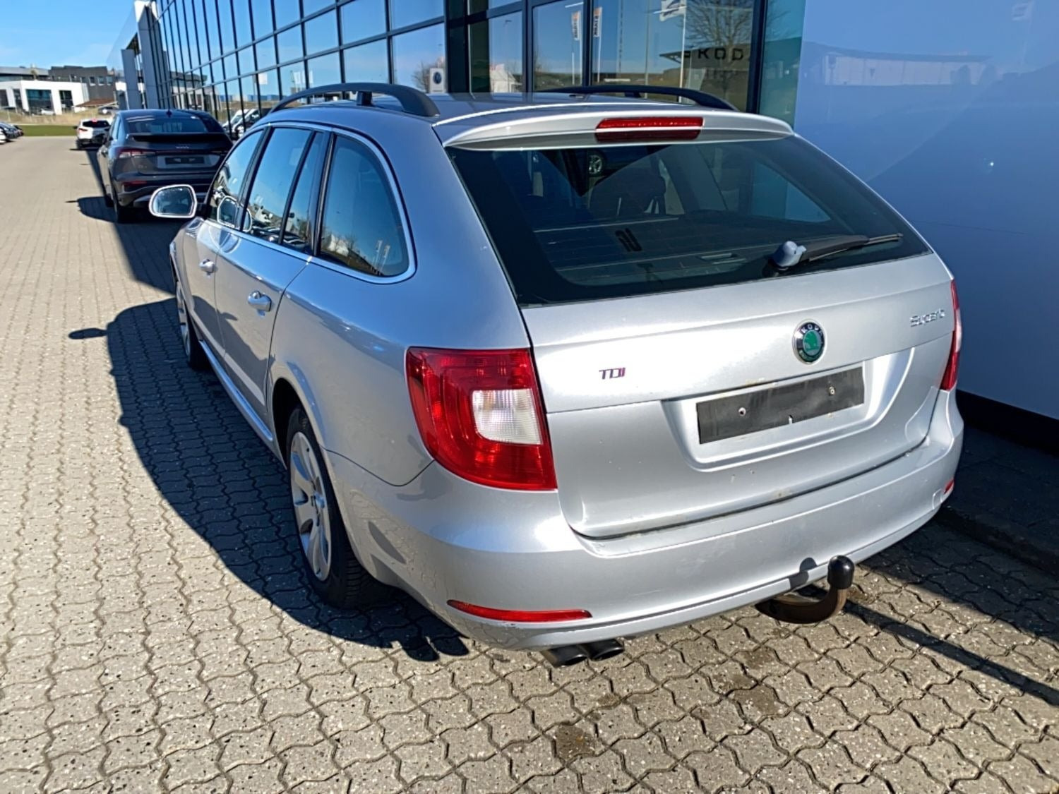 Sølv Skoda Superb fra 2012