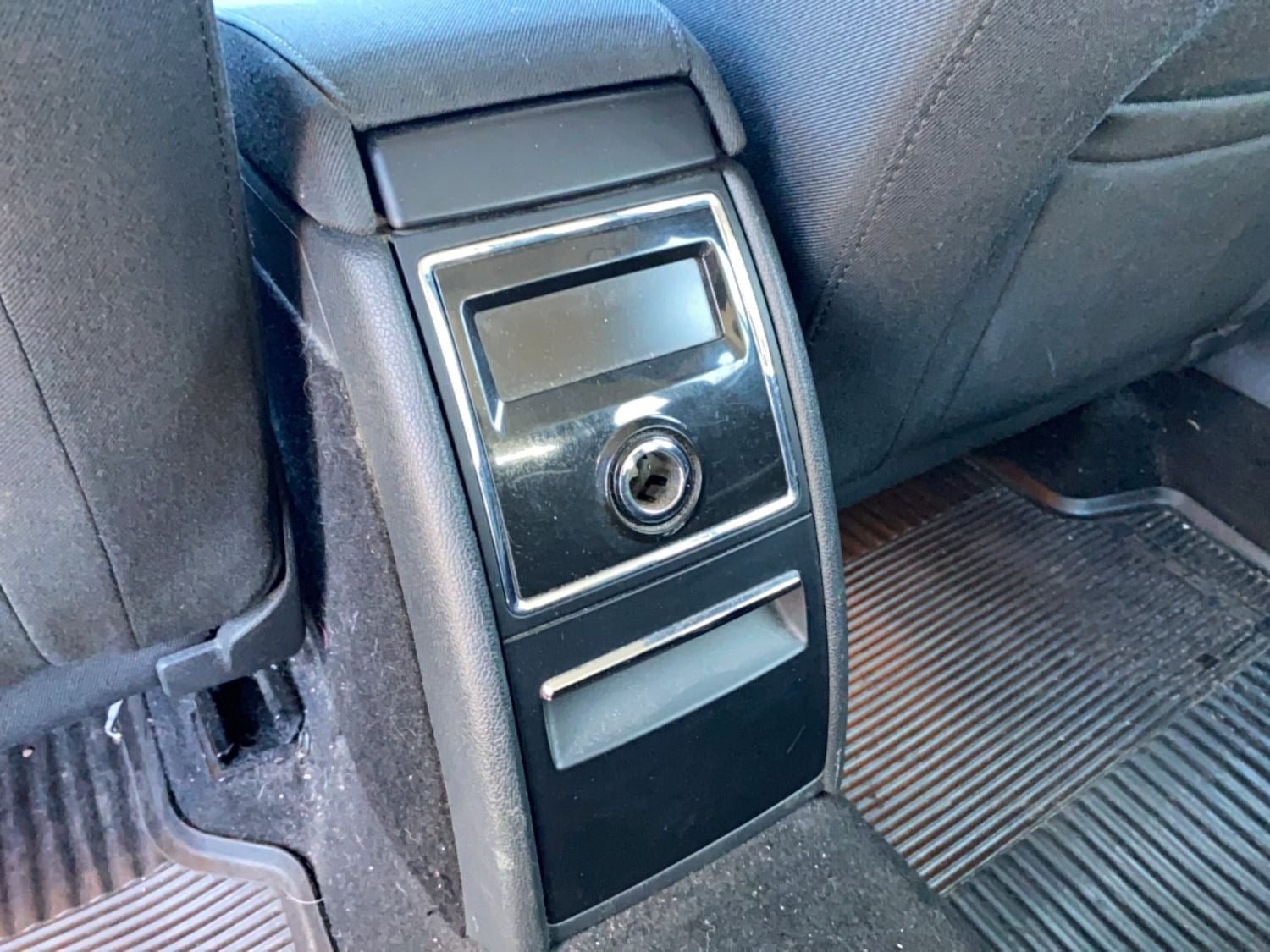Sølv Skoda Superb fra 2012