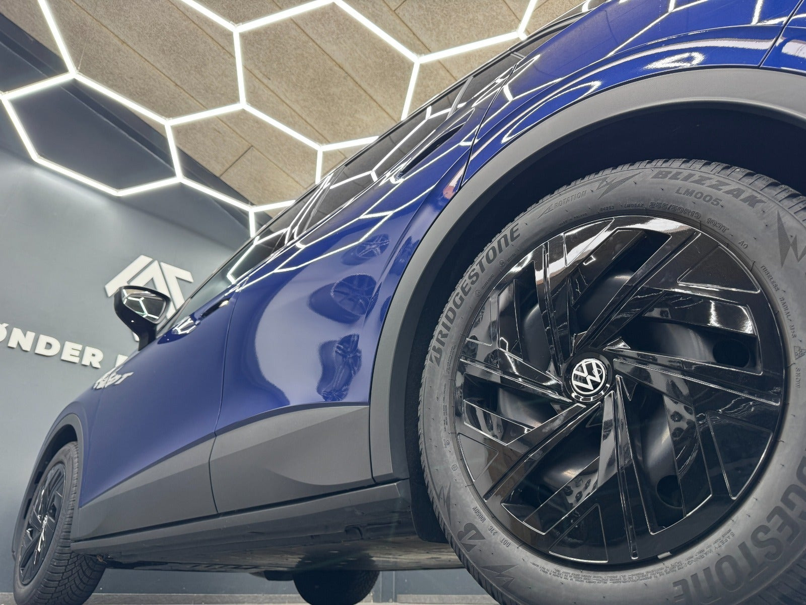 Blå VW ID.4 fra 2025