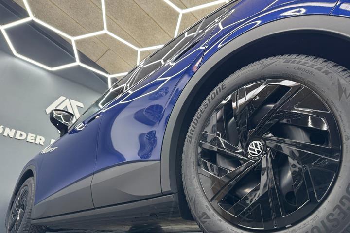Blå VW ID.4 fra 2025