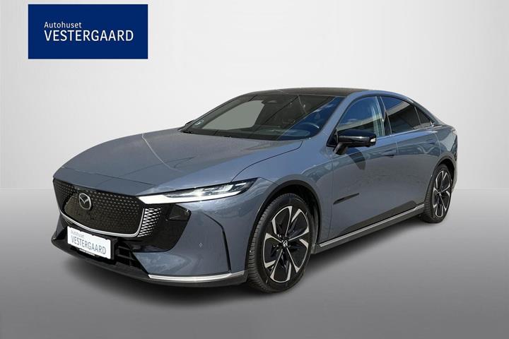 Grå Mazda 6e fra 2025 set udefra