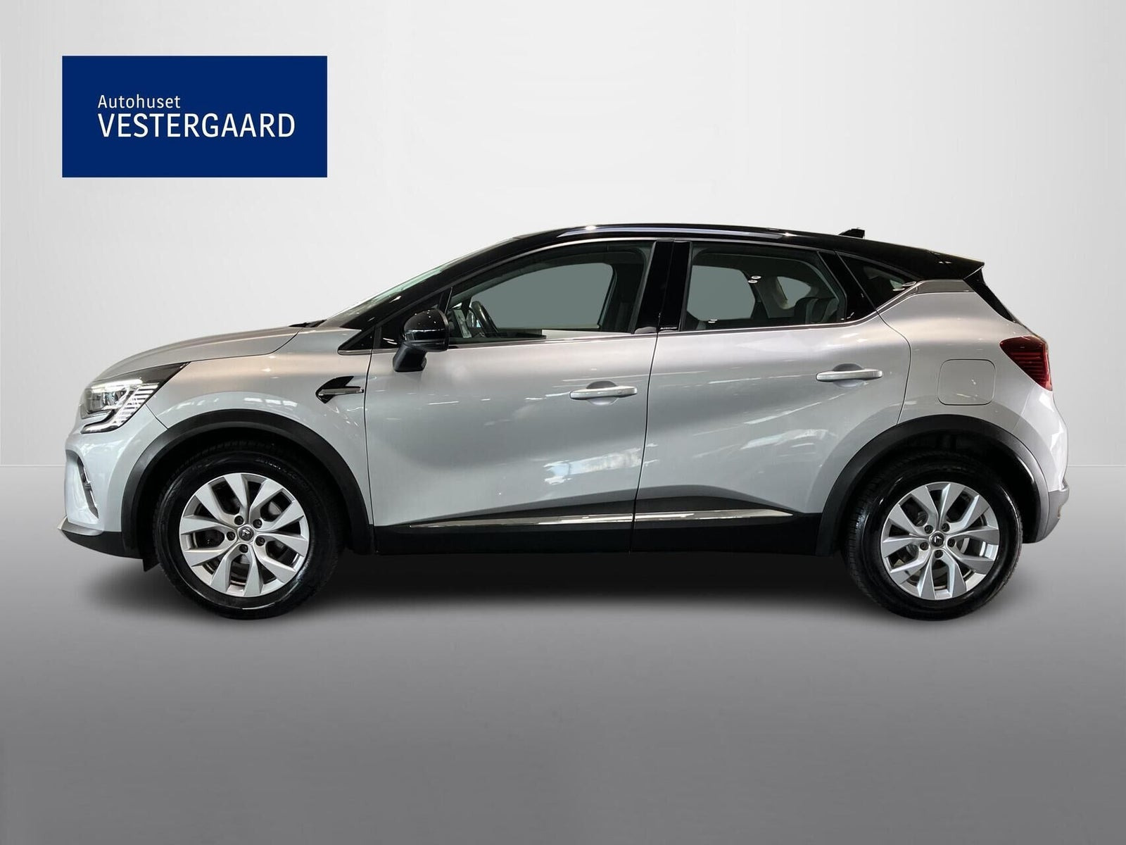Sølv Renault Captur fra 2020