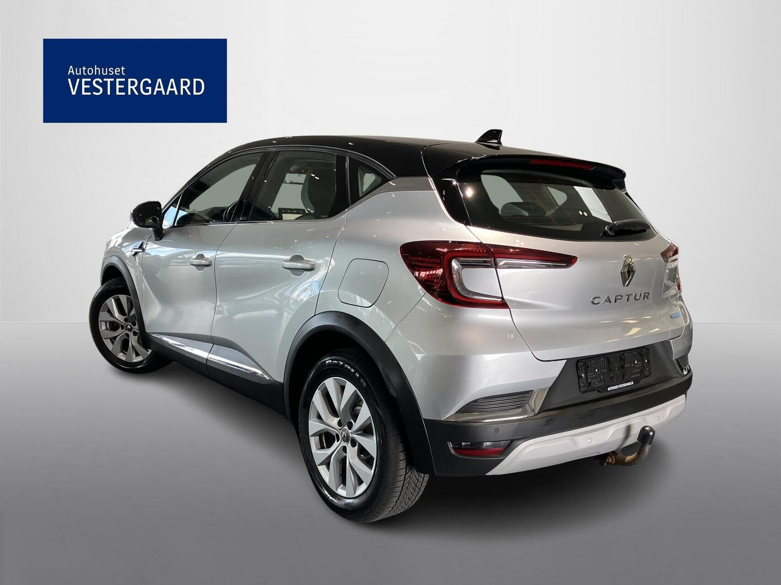 Sølv Renault Captur fra 2020