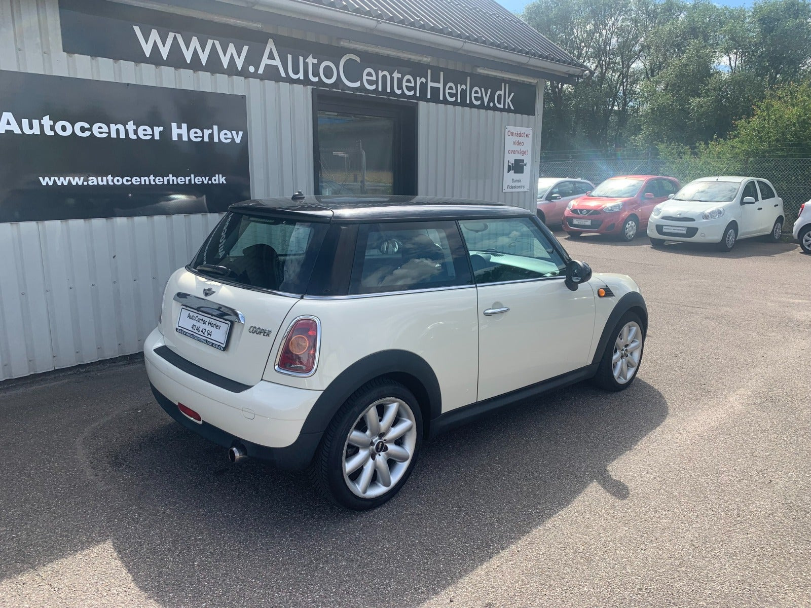 Beige Mini Cooper fra 2010