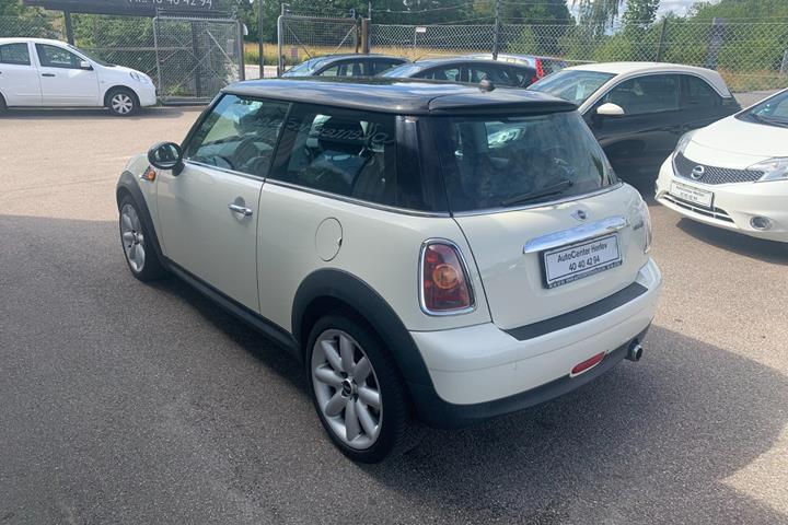 Beige Mini Cooper fra 2010