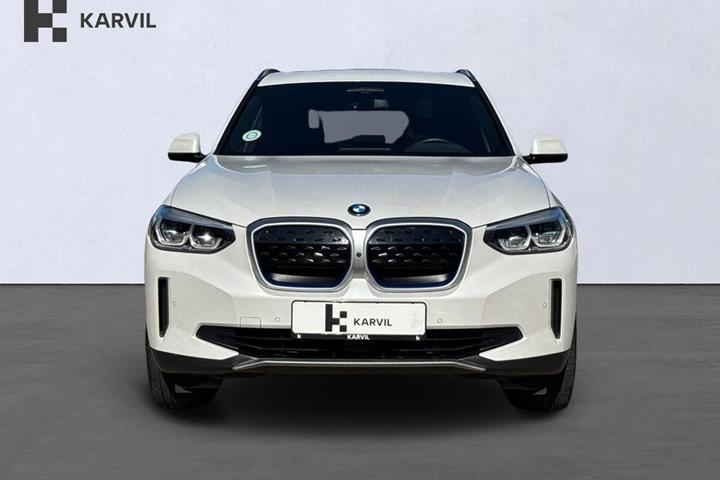 Hvid BMW iX3 fra 2021