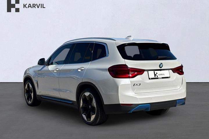 Hvid BMW iX3 fra 2021