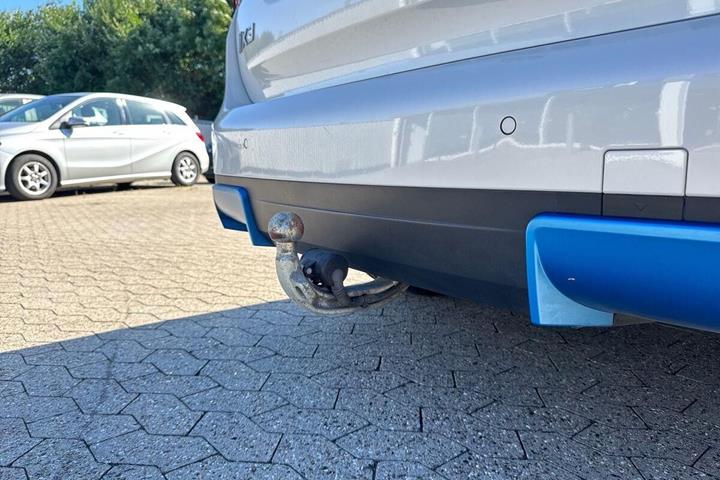 Hvid BMW iX3 fra 2021