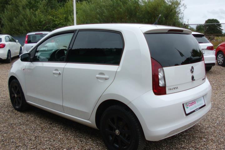 Hvid Skoda Citigo fra 2019