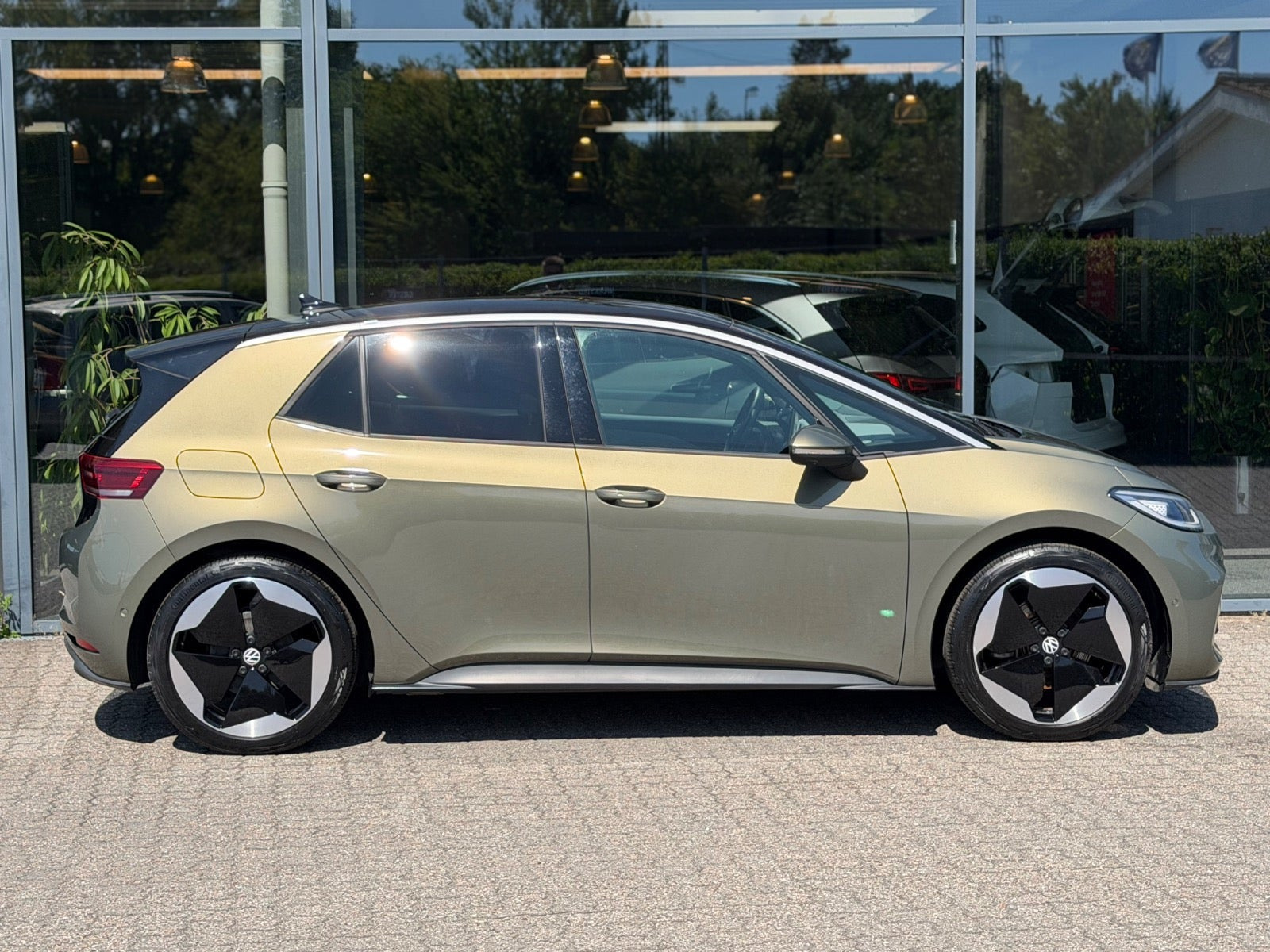 Grøn VW ID.3 fra 2023